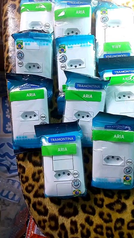 Tomadas Interruptores Linha Aria Todos os Modelos Tramontina #interruptor #energia #tomada #aria #tramontina #ligadesliga