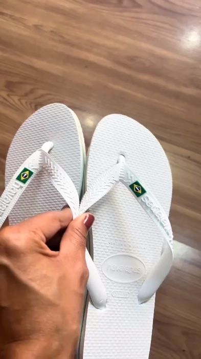 Kit Chinelos Bandeirinha Brasil #sandalia #havaianas #chinelo #praia #clube #verao #verão #diversao #calcado #calçado #festa #casamento #unissex #casa