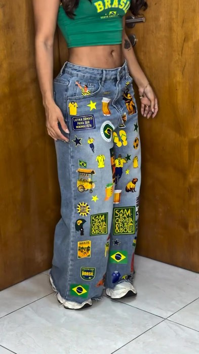 Adesivo Autocolante para personalizar suas roupas para a copa do mundo . #brasil #copadomundo #futebol #rendaextra #memorias