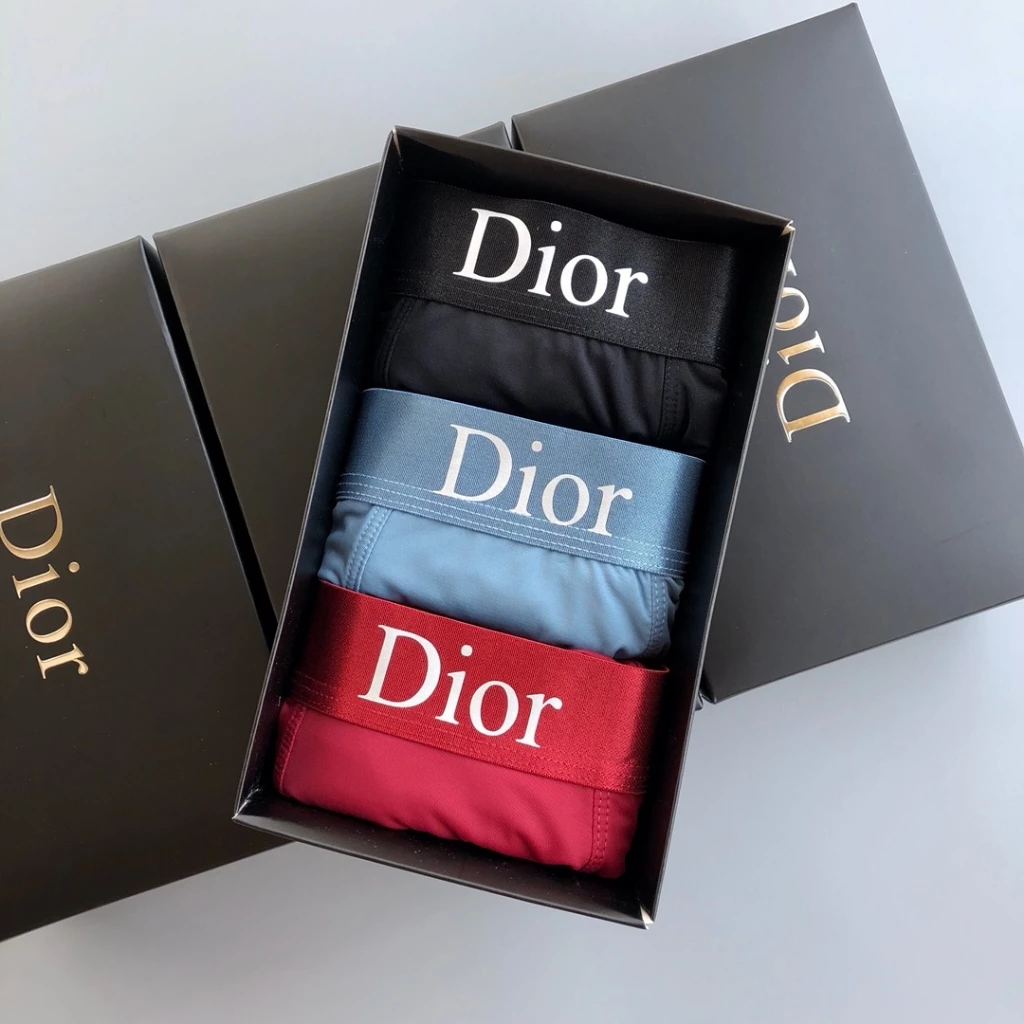 Roupas íntimas masculinas Dior